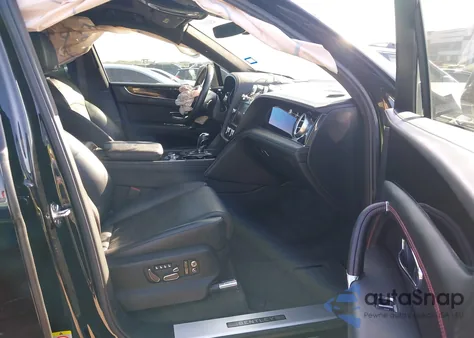 2019 Bentley Bentayga V8 z USA, uszkodzony, nr VIN SJAAM2ZV1KC025026